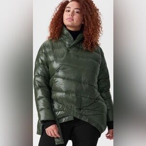 Sz 10–12 Universal Standard Olive Kanda Puffer wrap Coat NWT